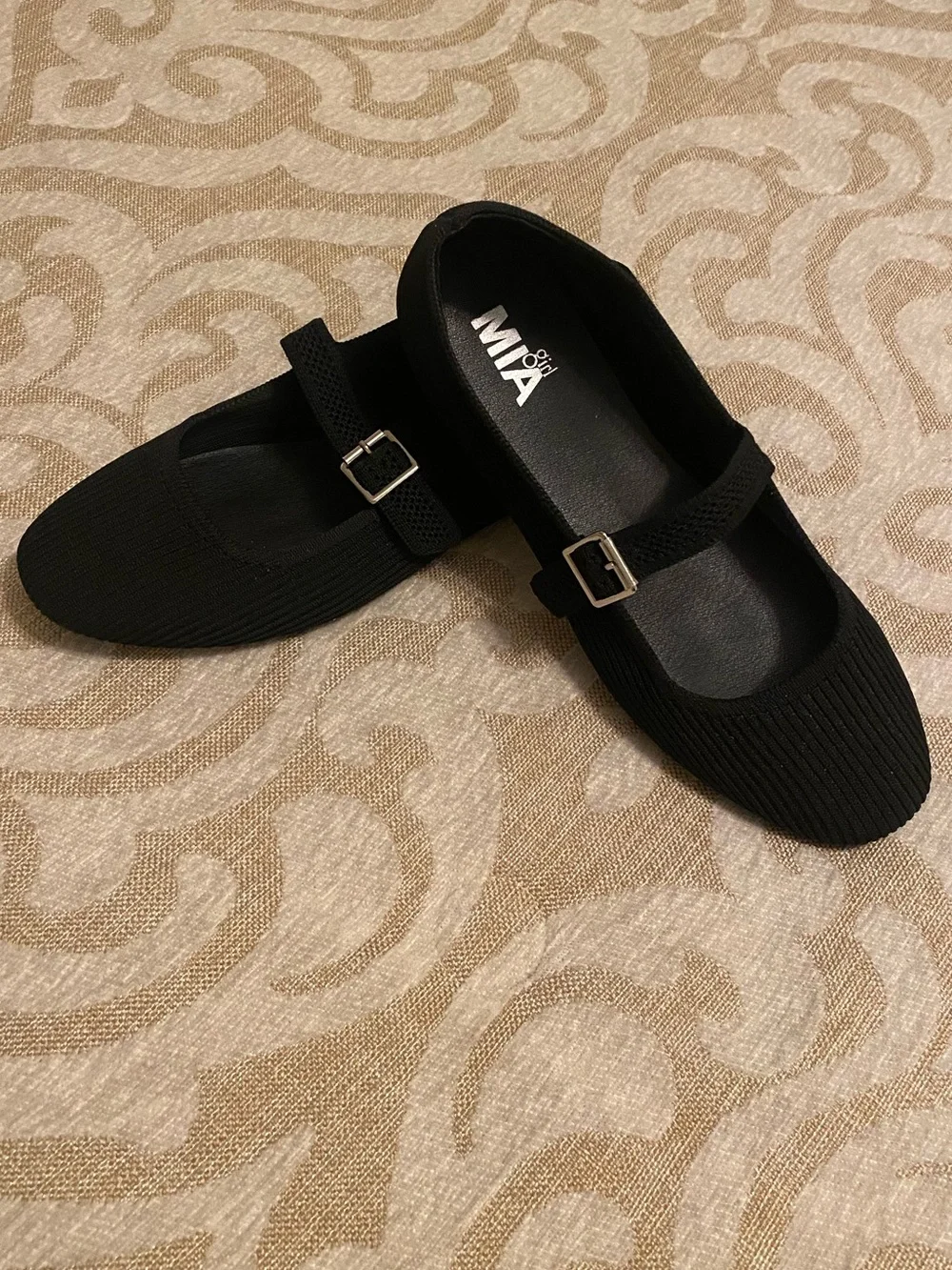 MIA Girl Black Knit Mary Jane Flats Buckle Strap Comfort Shoes Size 8